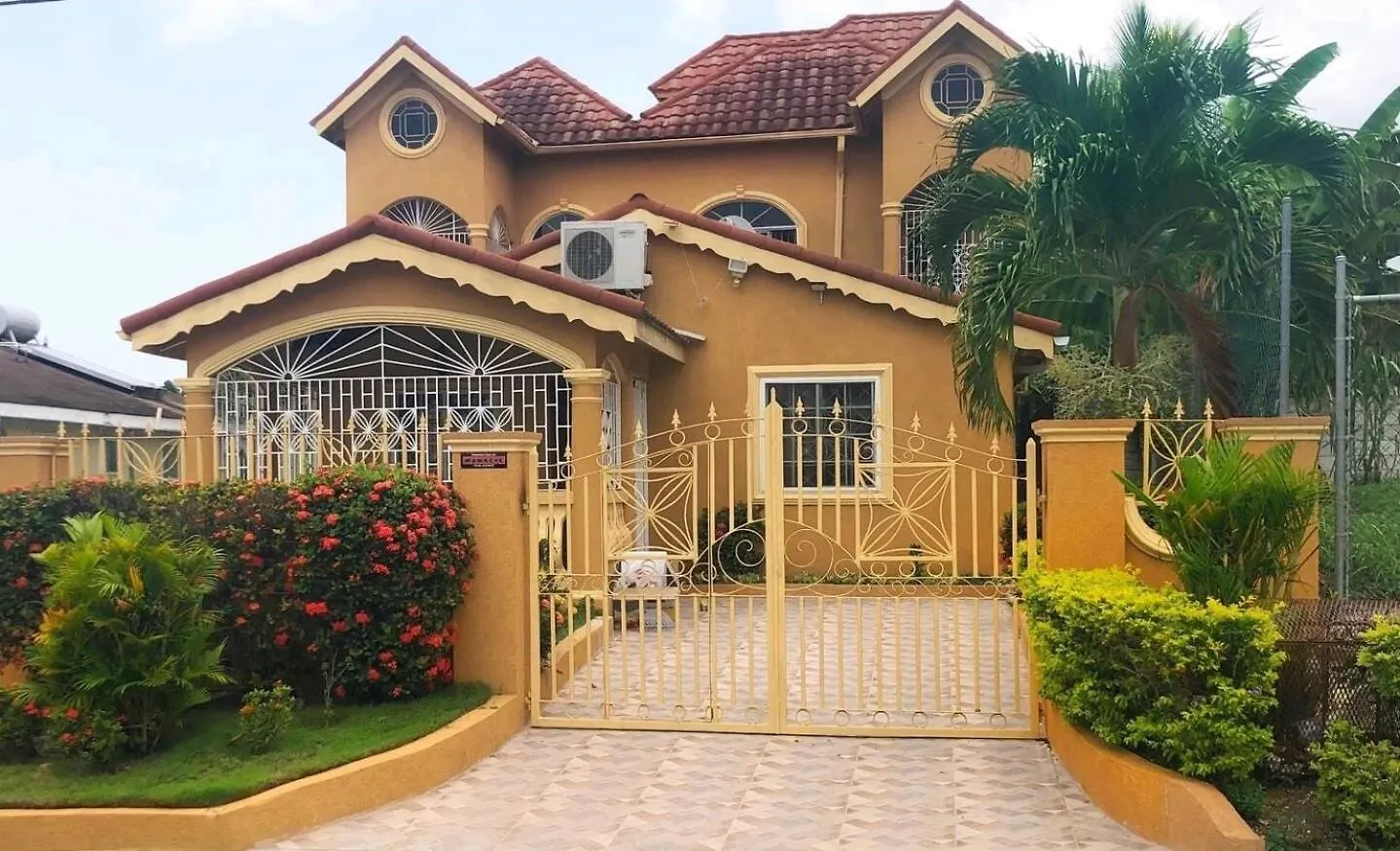 Lw Guesthouse Montego Bay